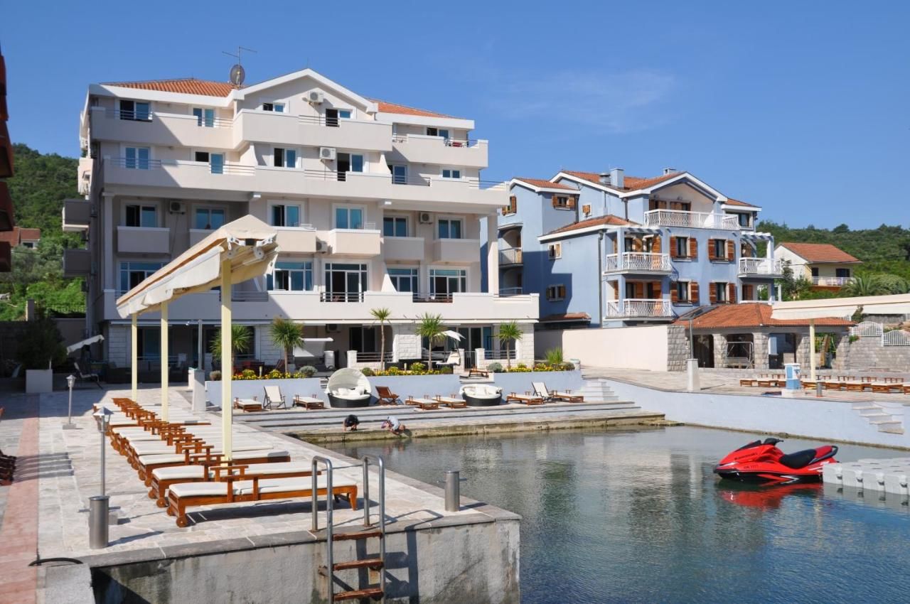 Апартаменты Apartments Adeona Тиват-5