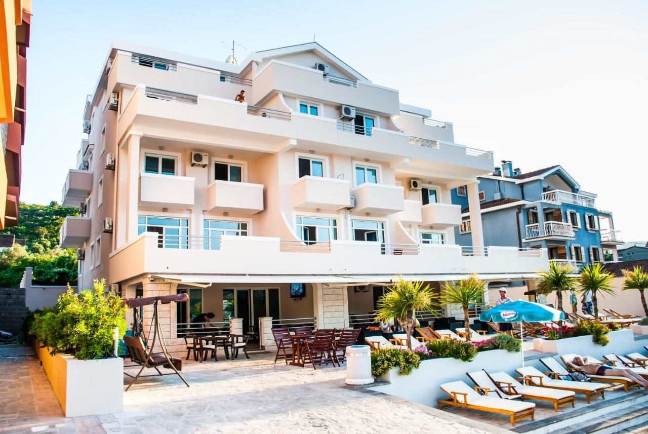 Апартаменты Apartments Adeona Тиват-23