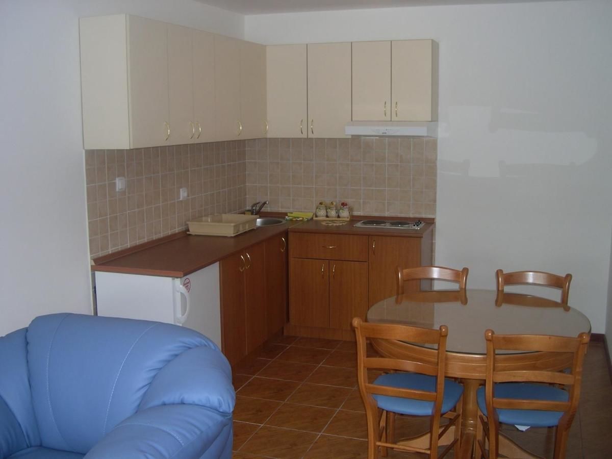 Апартаменты Apartments Adeona Тиват-28