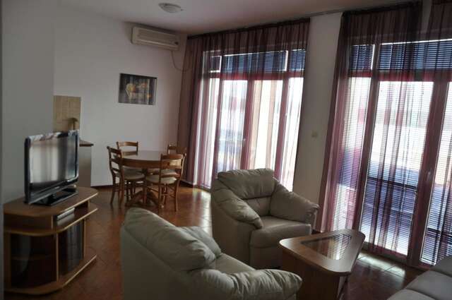 Апартаменты Apartments Adeona Тиват-17